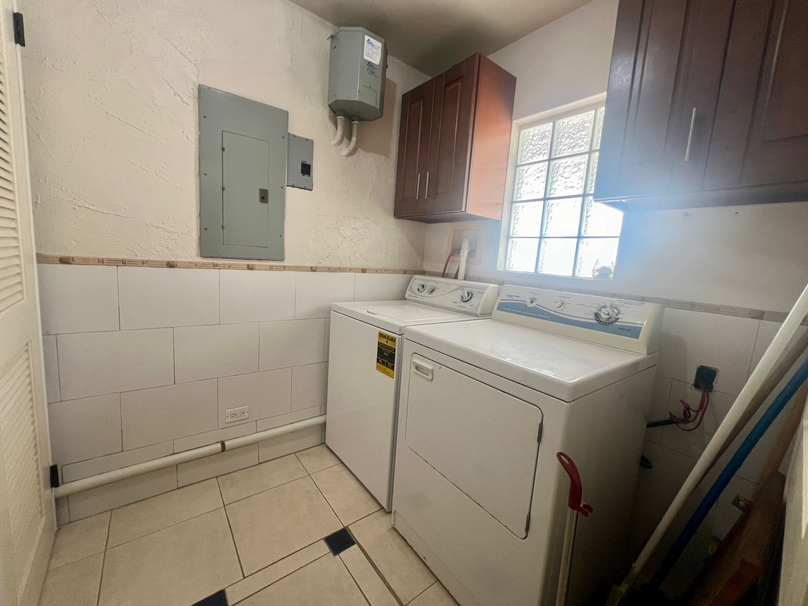 Furnished 2BR Condo for sale in Jolly Harbour, Antigua - Bathroom1 Interior