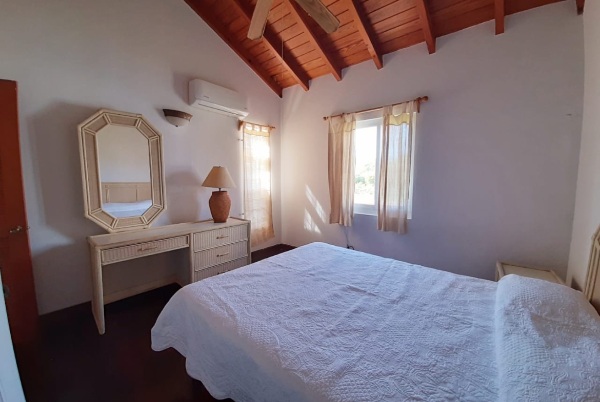 Comfortable family home in Hodges Bay, Antigua