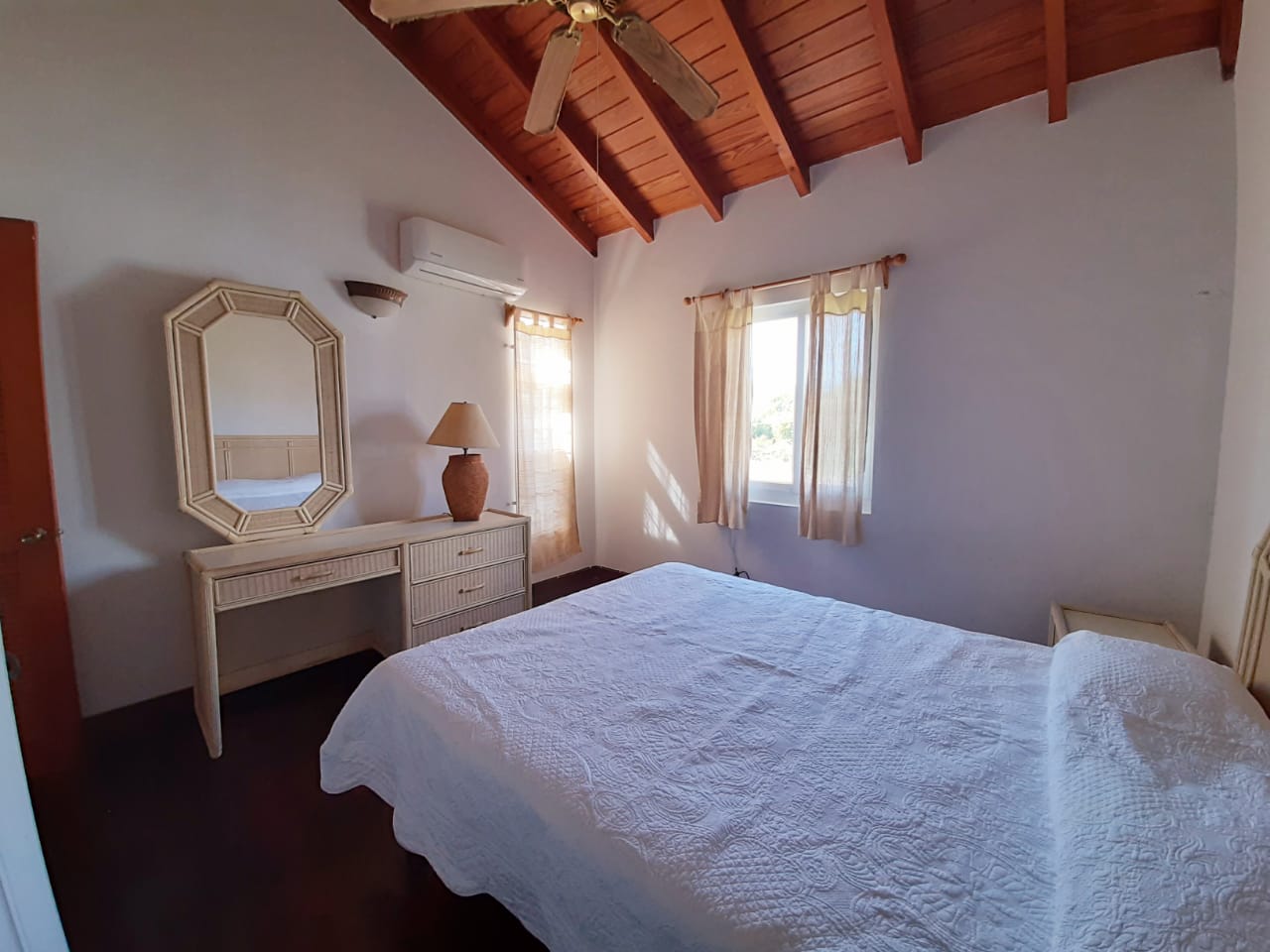 Comfortable family home in Hodges Bay, Antigua