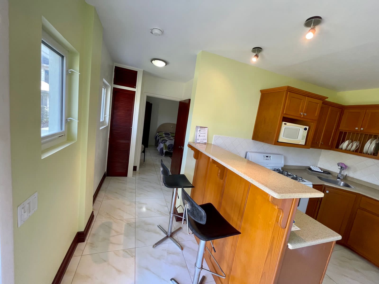 Apartment available for rent in Carlisle Bay