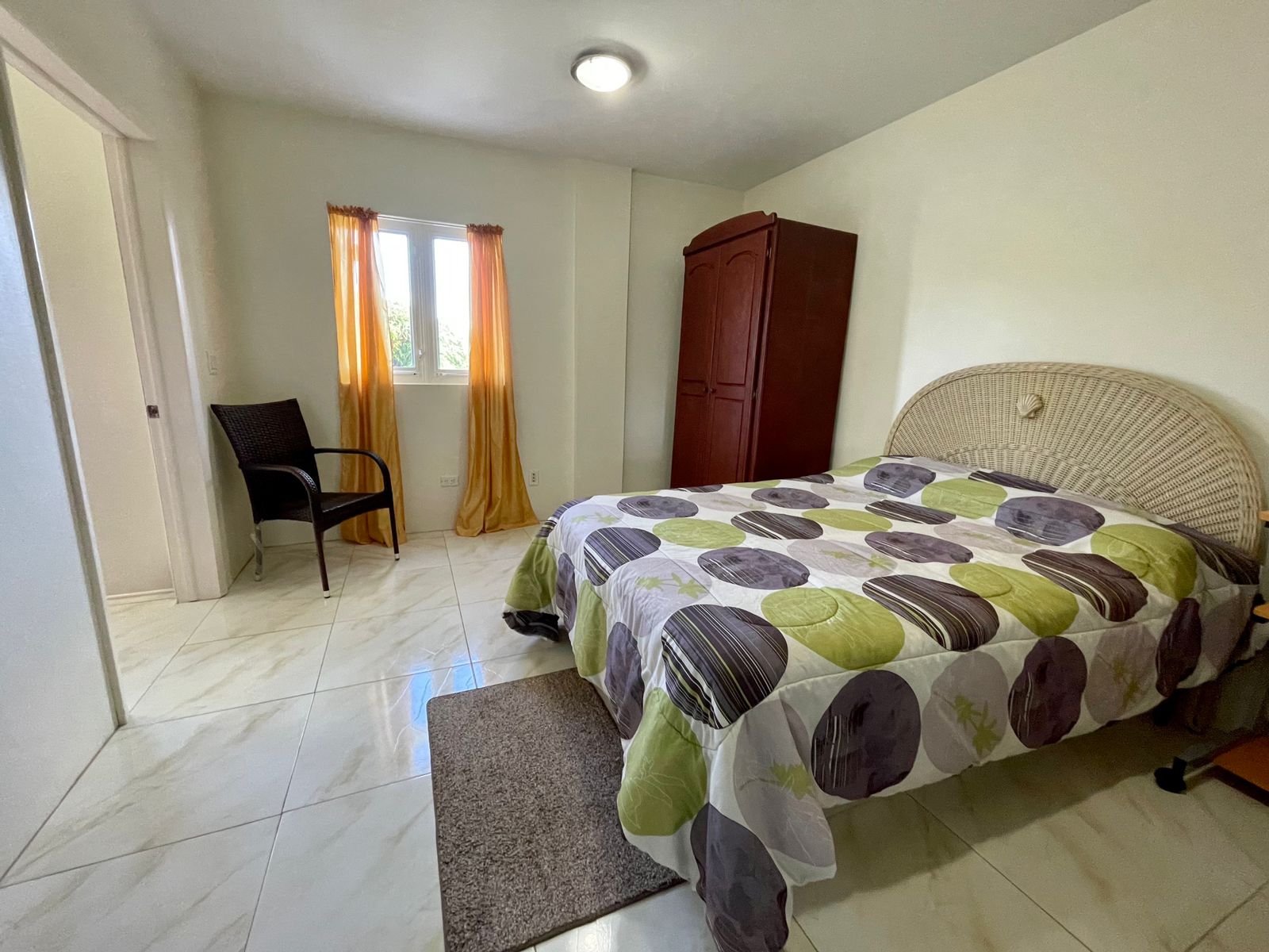 fully furnished 1-bedroom apartment available for rent