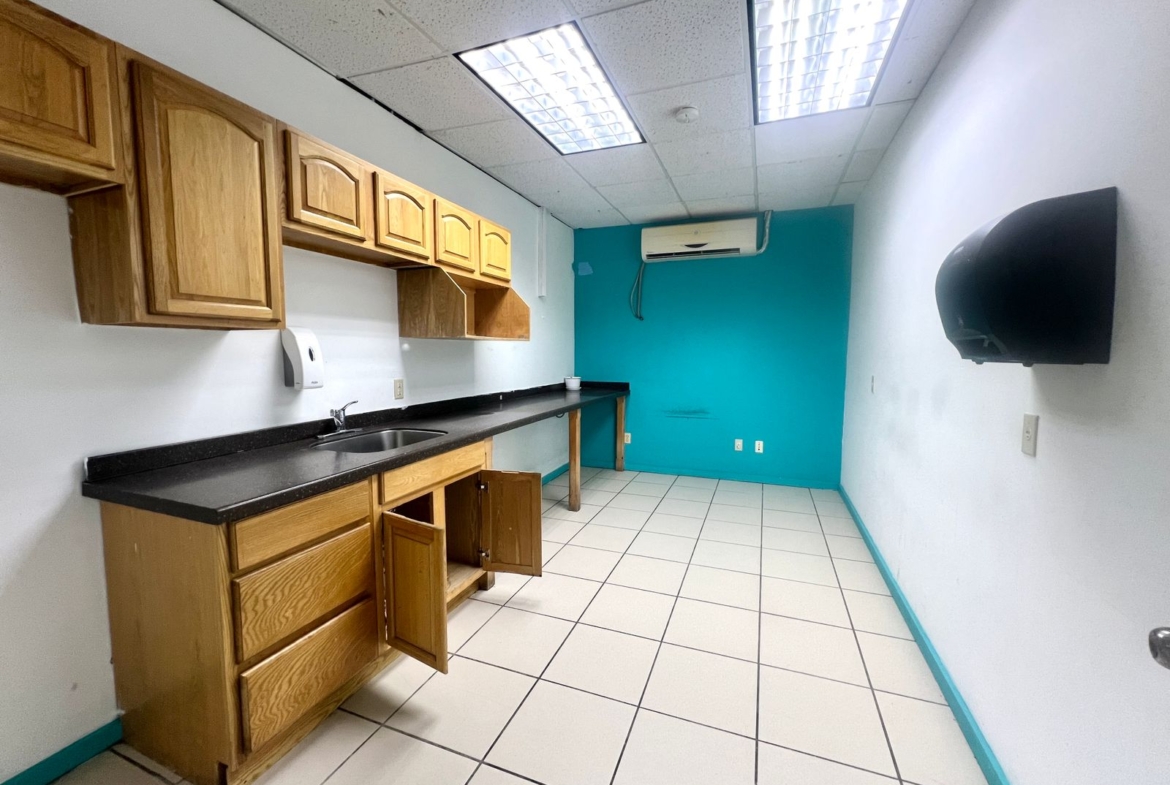Residential and professional space for Rent