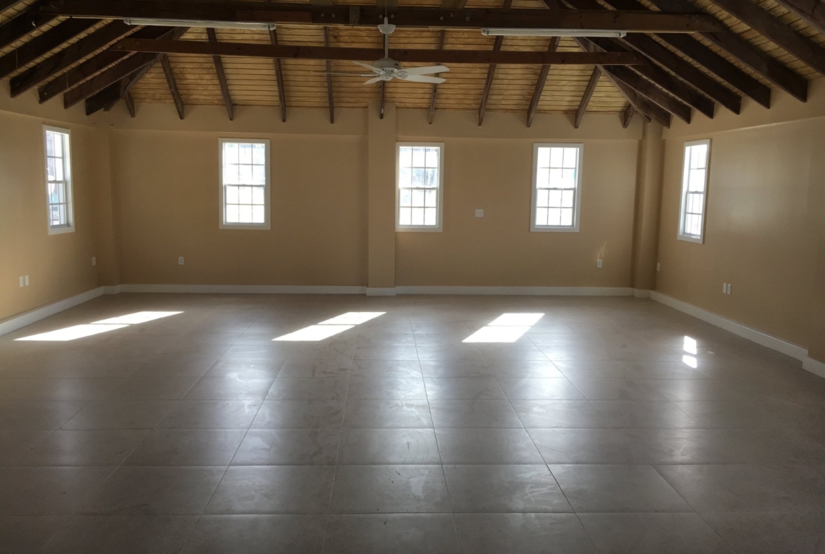 Commercial Space in Falmouth Harbour