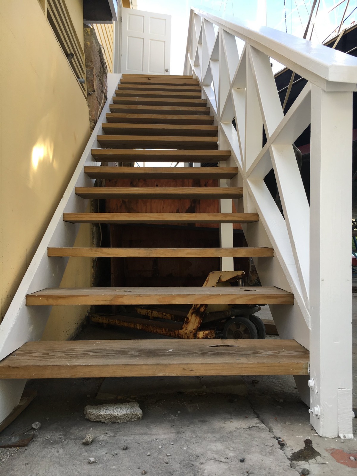 Antigua Commercial Space for Rent in Falmouth Harbour