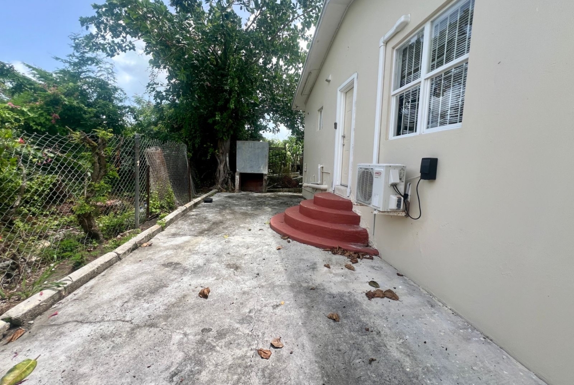 Antigua Commercial Space for Rent - Outdoor