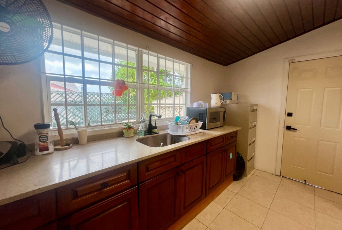 Antigua Commercial Space for Rent