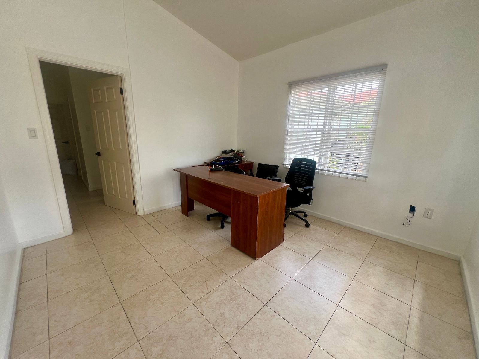 Spacious Commercial Space for Rent in Antigua
