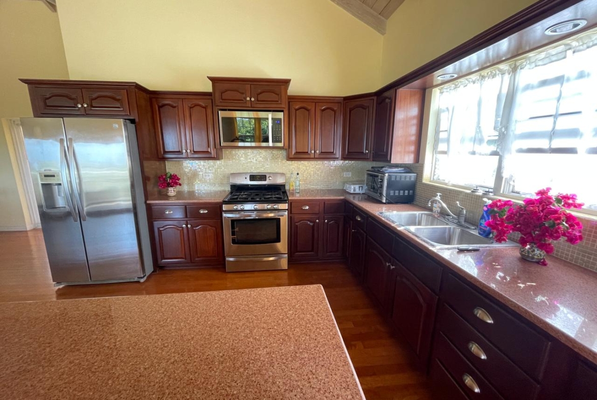 Terrace View home for long leases at US$2,700/month