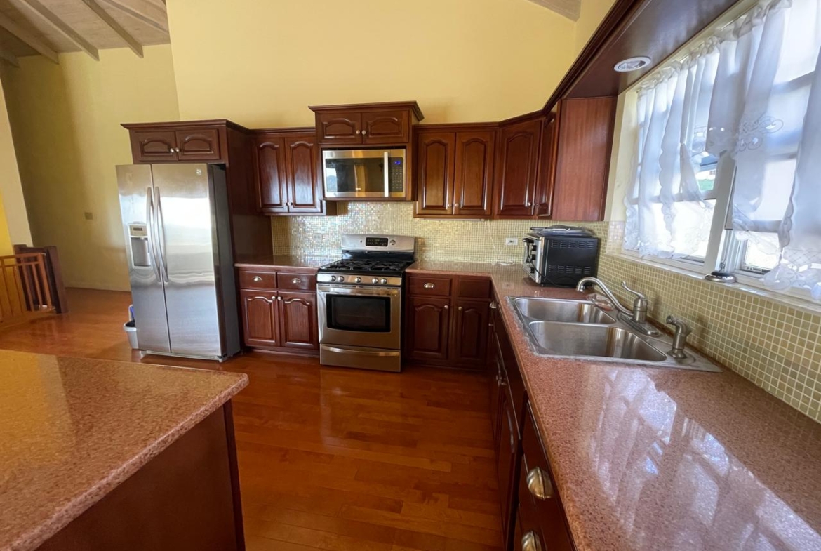 Stunning Terrace View home for Rent perched on Scotts Hill