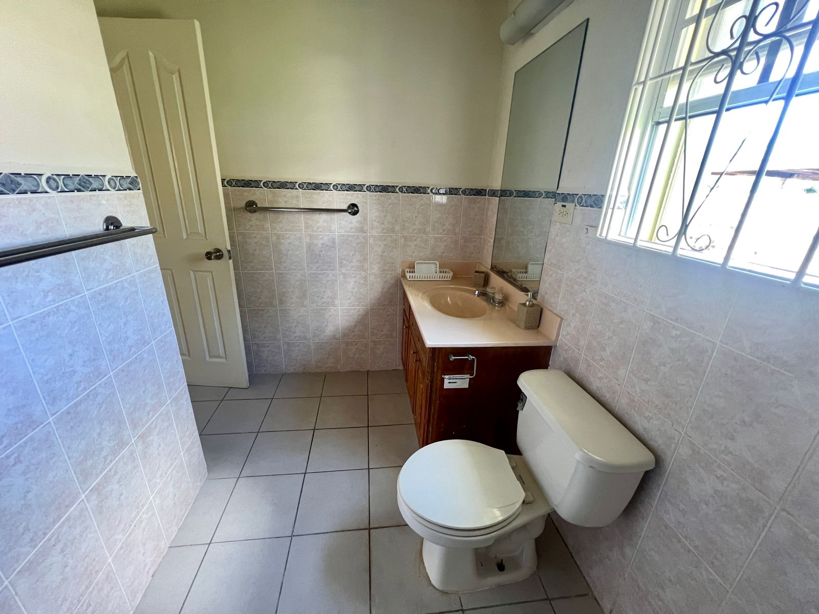 Home for sale in at 296,017 USD Washroom