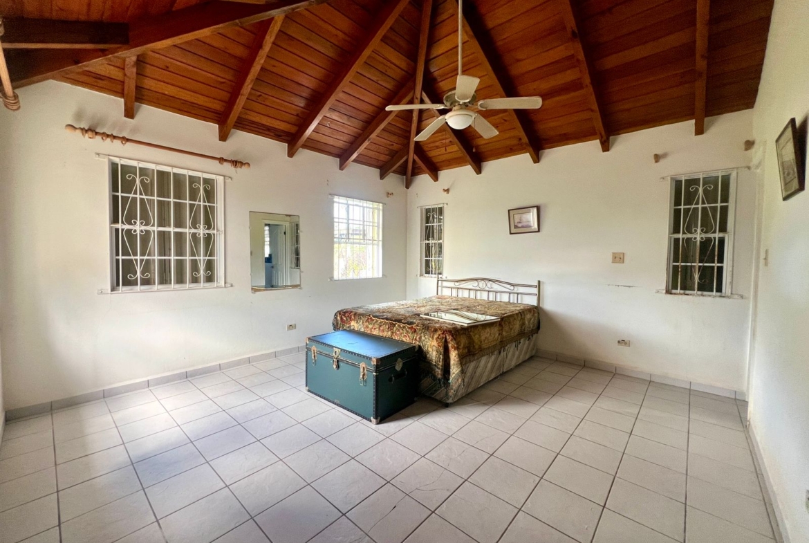 Antigua Home for sale in at 296,017 USD Bedroom