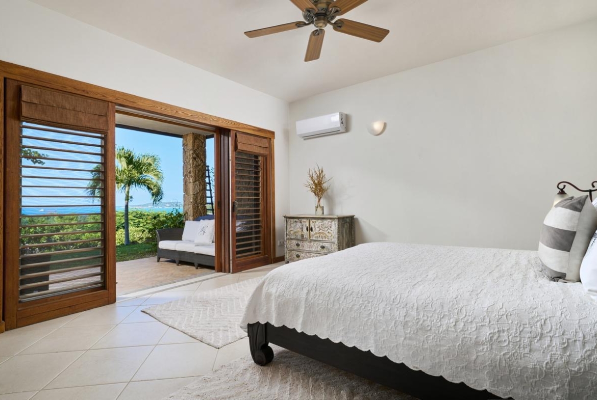 Luxurious short-term rental properties in Antigua - Bedroom