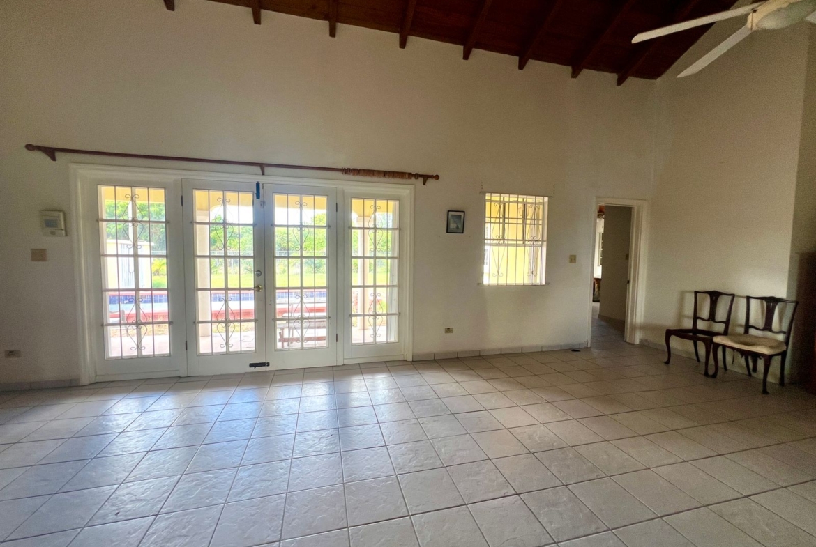 home for sale in Hodges Bay Antigua