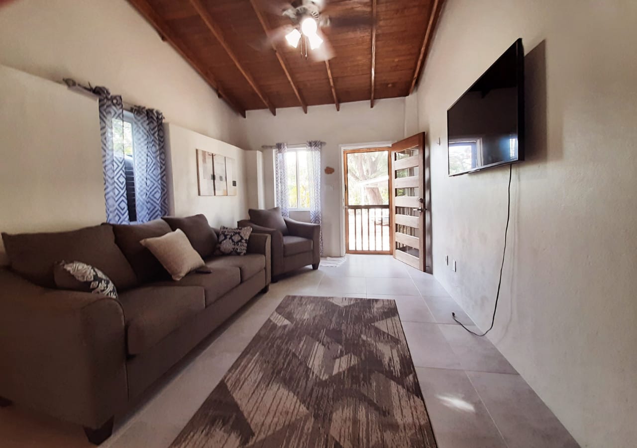 Hodges Bay E-Villa with Pool for Rent - Living Room