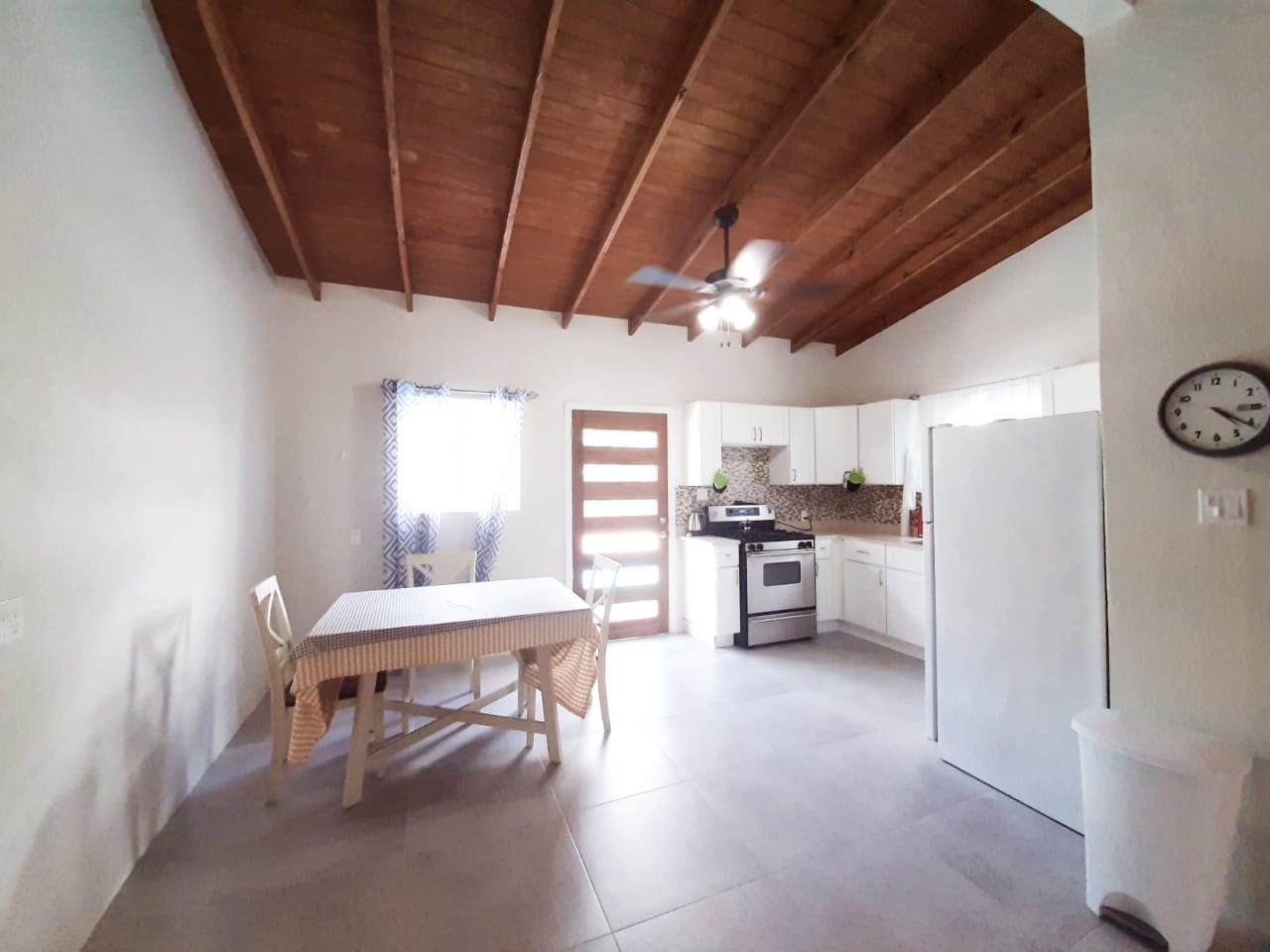 Villa with Pool for Rent on JMVI Realty