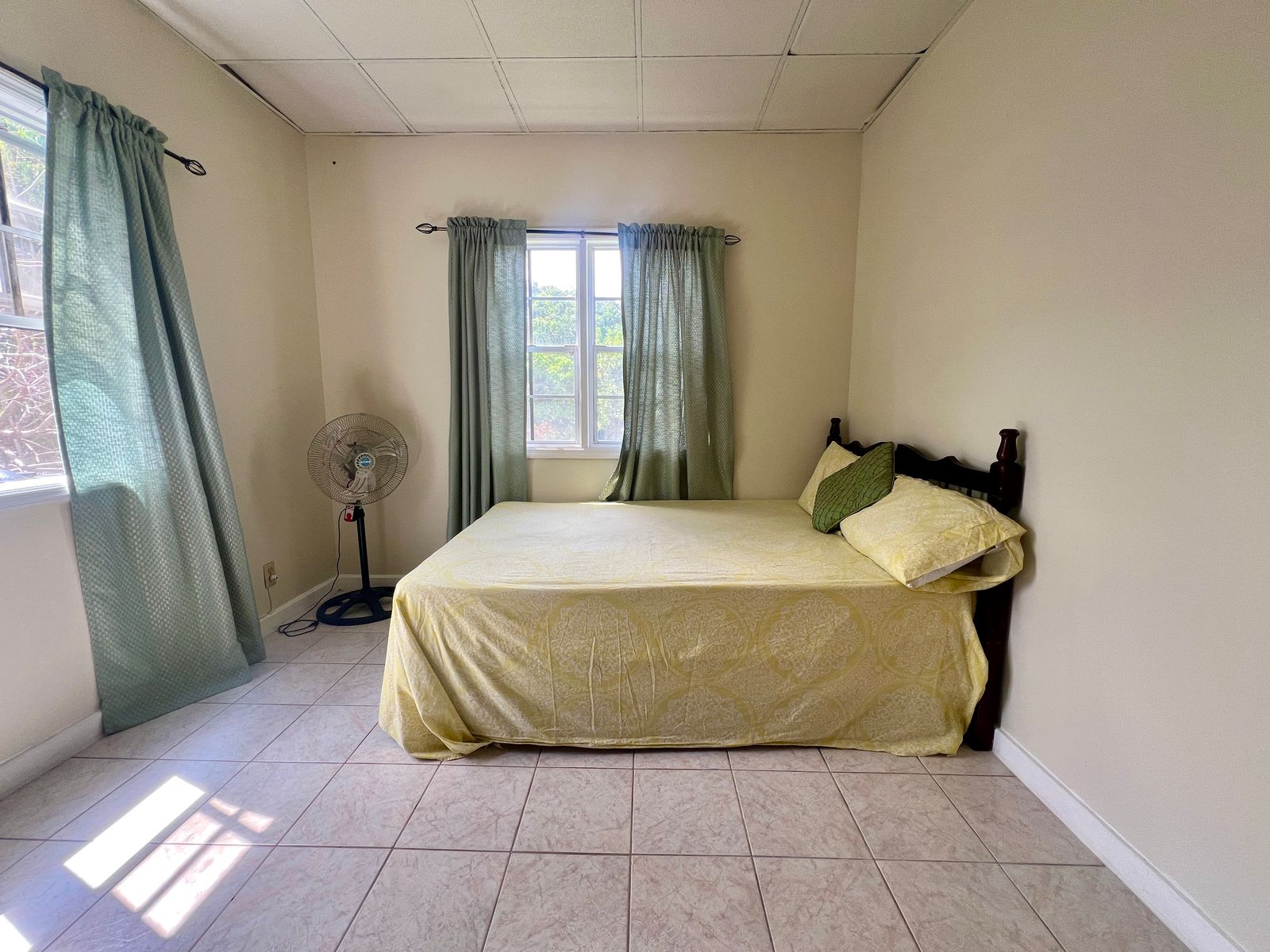 bedroom at Emerald Breeze Cottage.