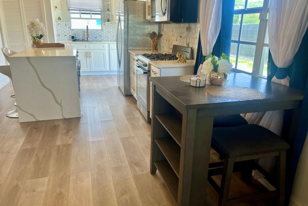 Pet-friendly backyard at Paynters family home