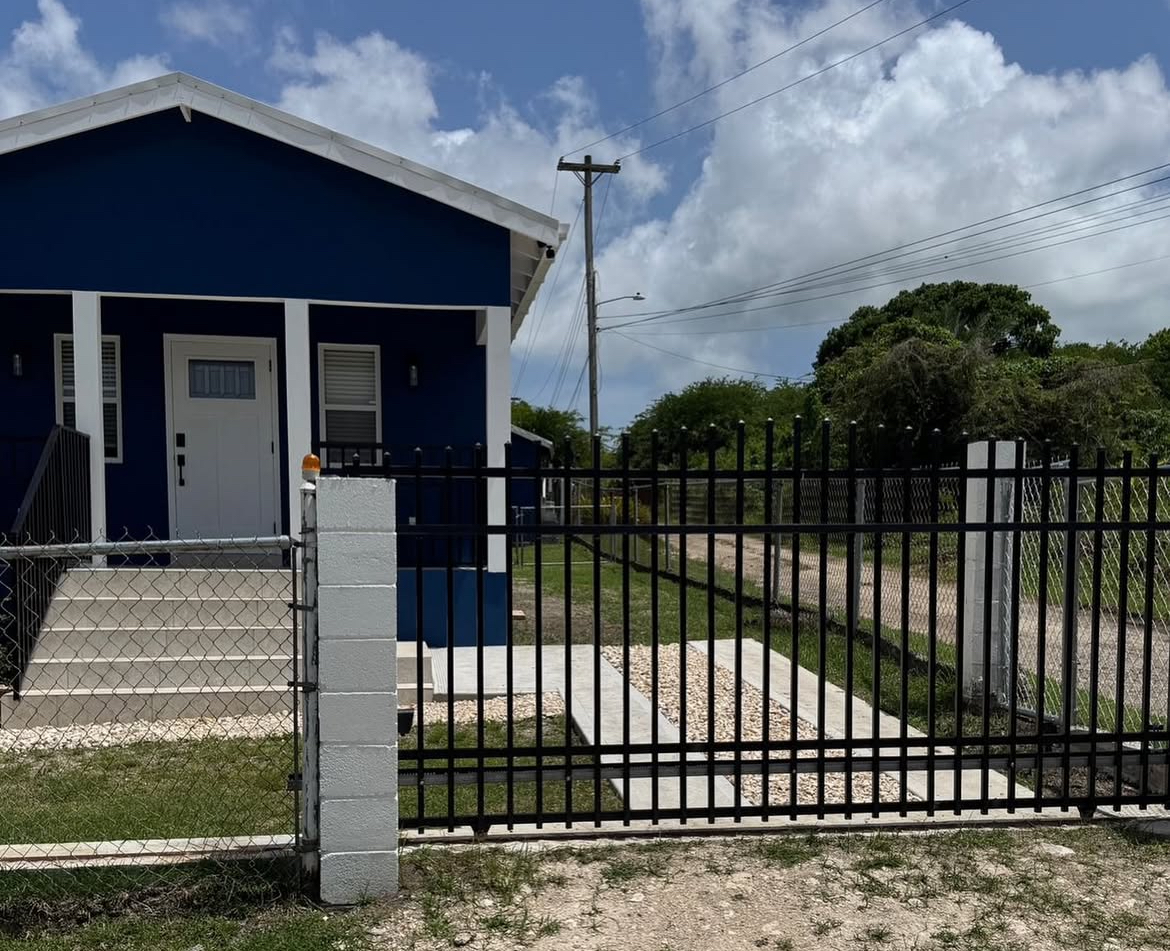 brand-new one-bedroom cottage for Rent