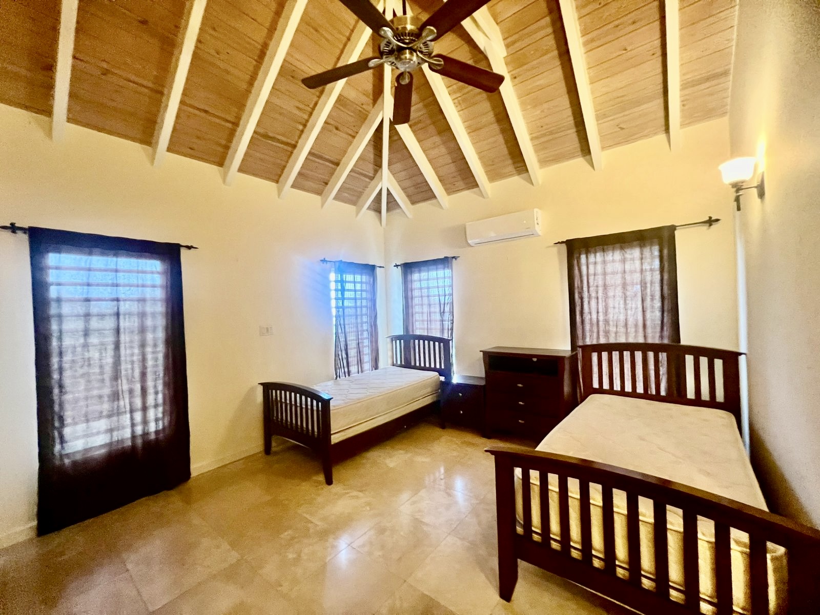 Cedar Valley Heights House for Rent - Bedroom 3