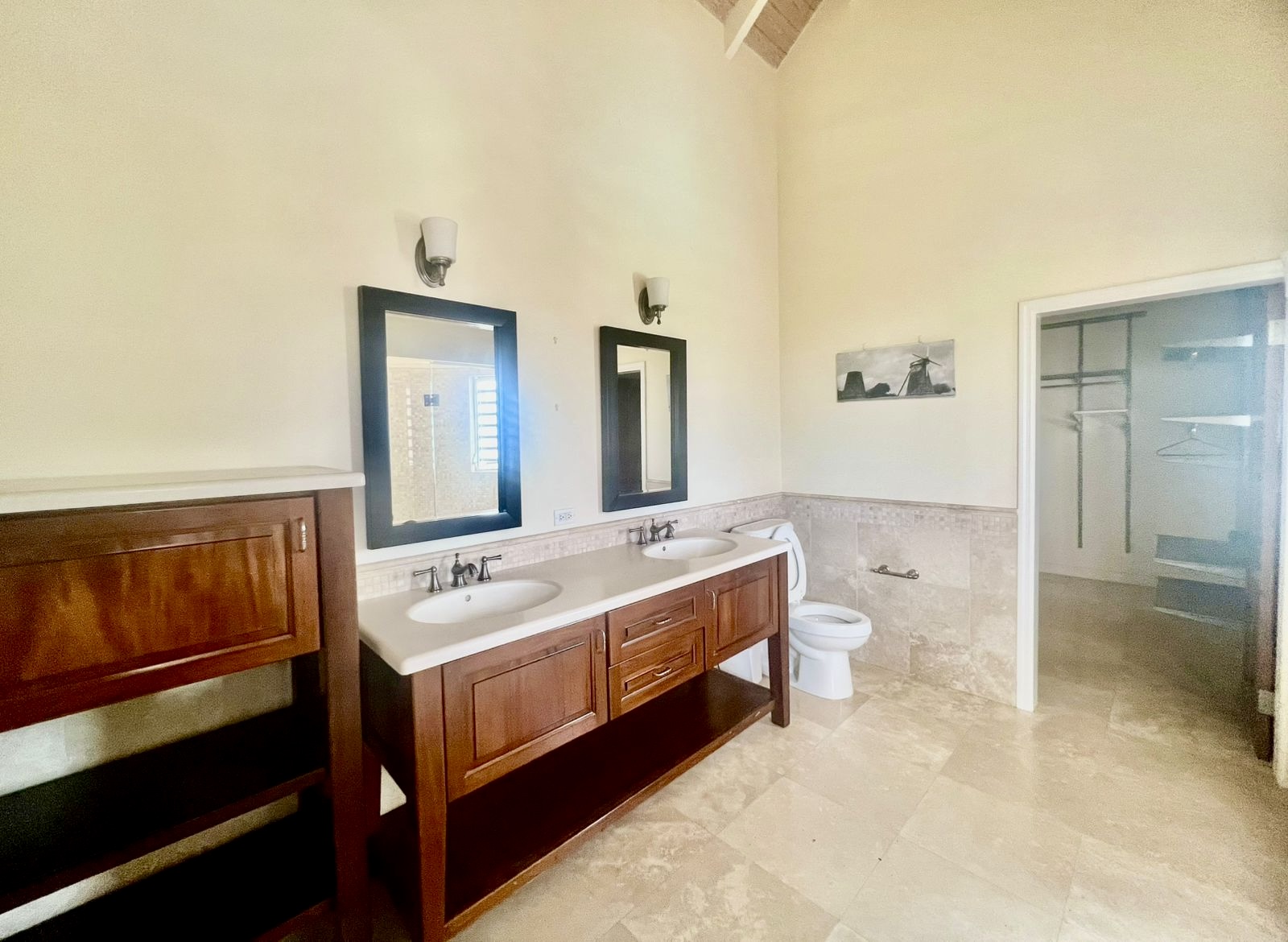 Cedar Valley Heights House for Rent - Well Furnished