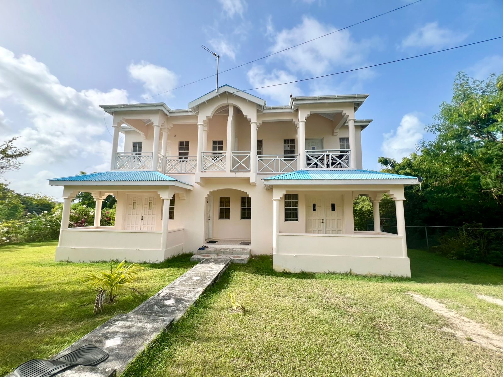 Luxurious 4BR home for sale in Antigua