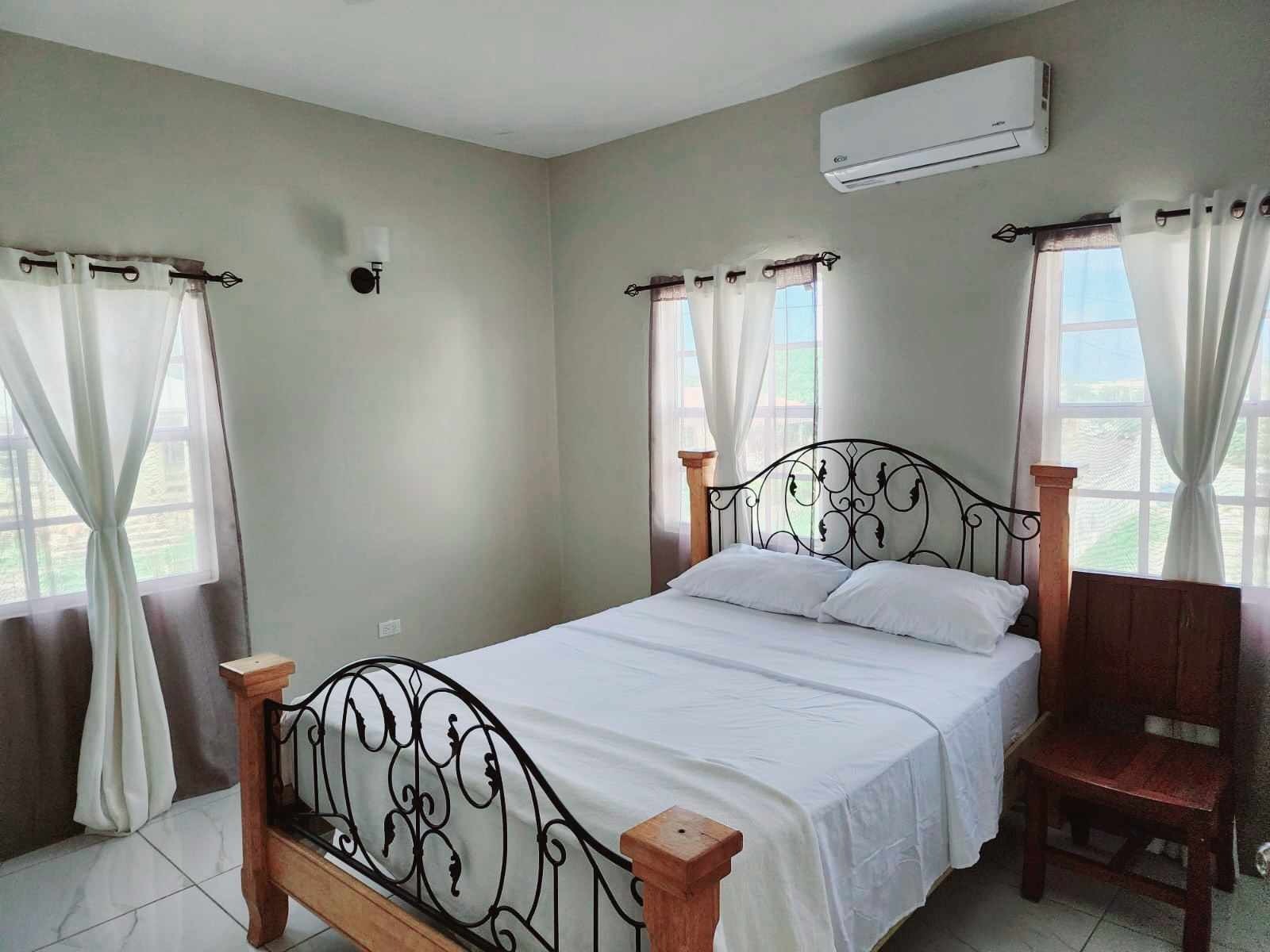 4BR house in Antigua for sale