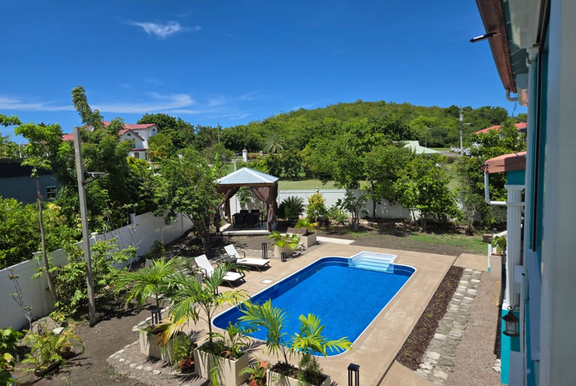 Travelling to Antigua: Cedar Valley House