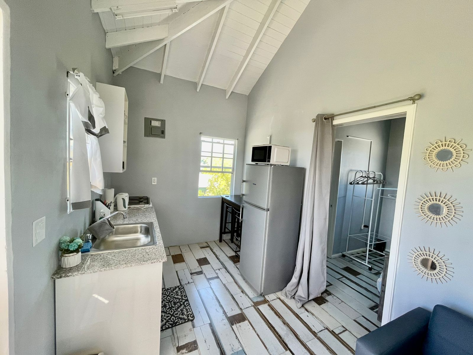 Affordable home for rent in Antigua - Kitchen