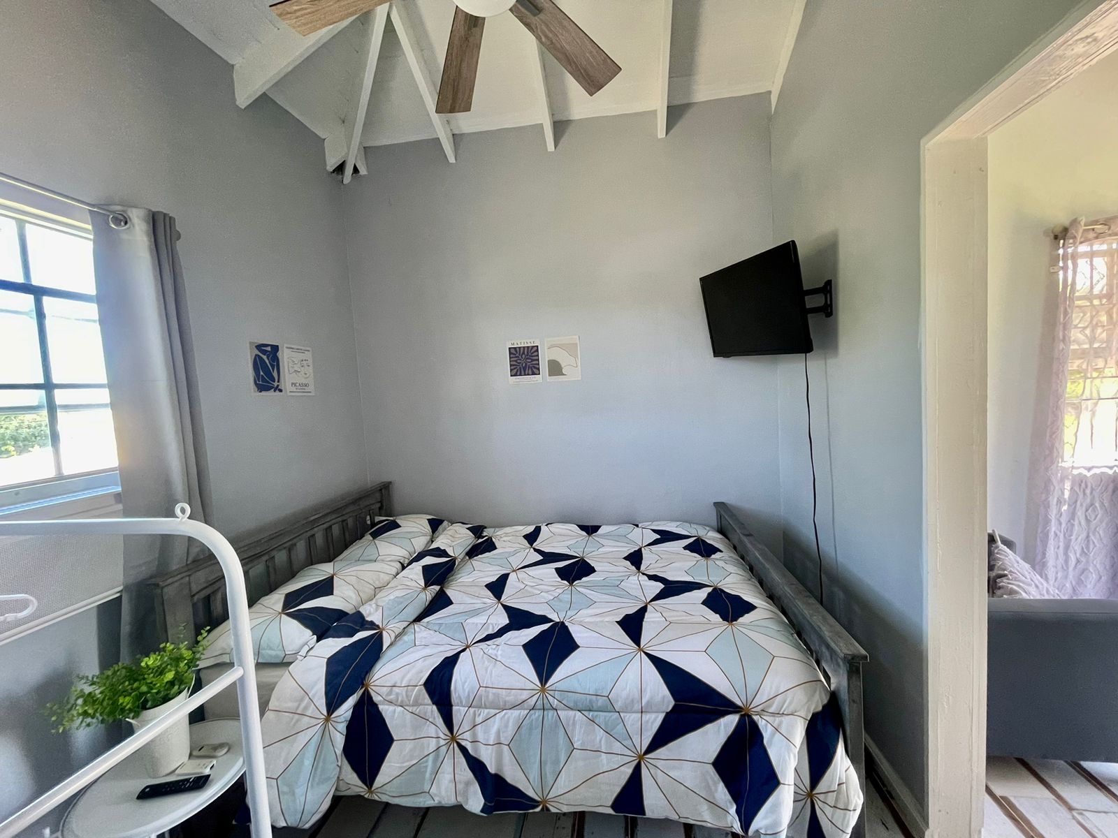 Affordable home for rent in Antigua - Bedroom Sideview