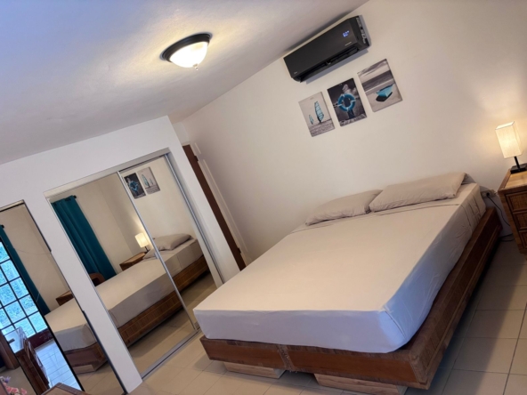 Beachfront apartment for rent in Antigua