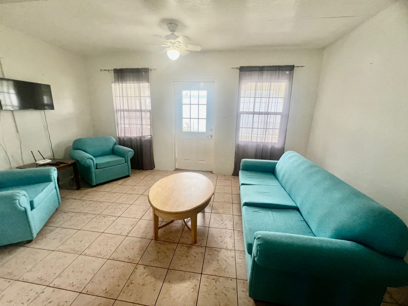 Semi-Furnished Apartment for Rent in Antigua with Spacious Living Room