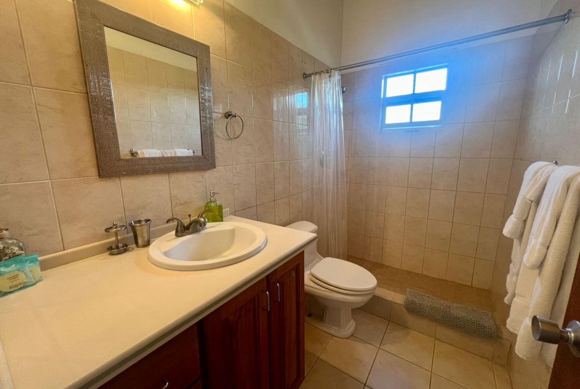 2BR home for rent in Antigua Bathroom