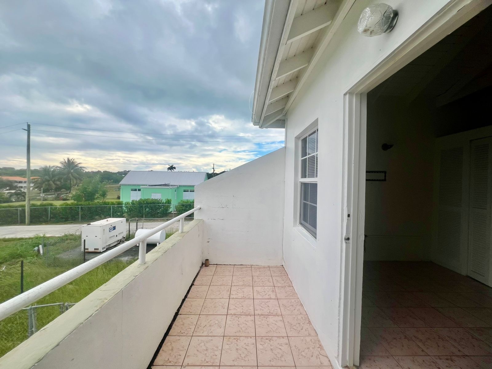 Semi-Furnished Apartment for Rent in Antigua with Balcony