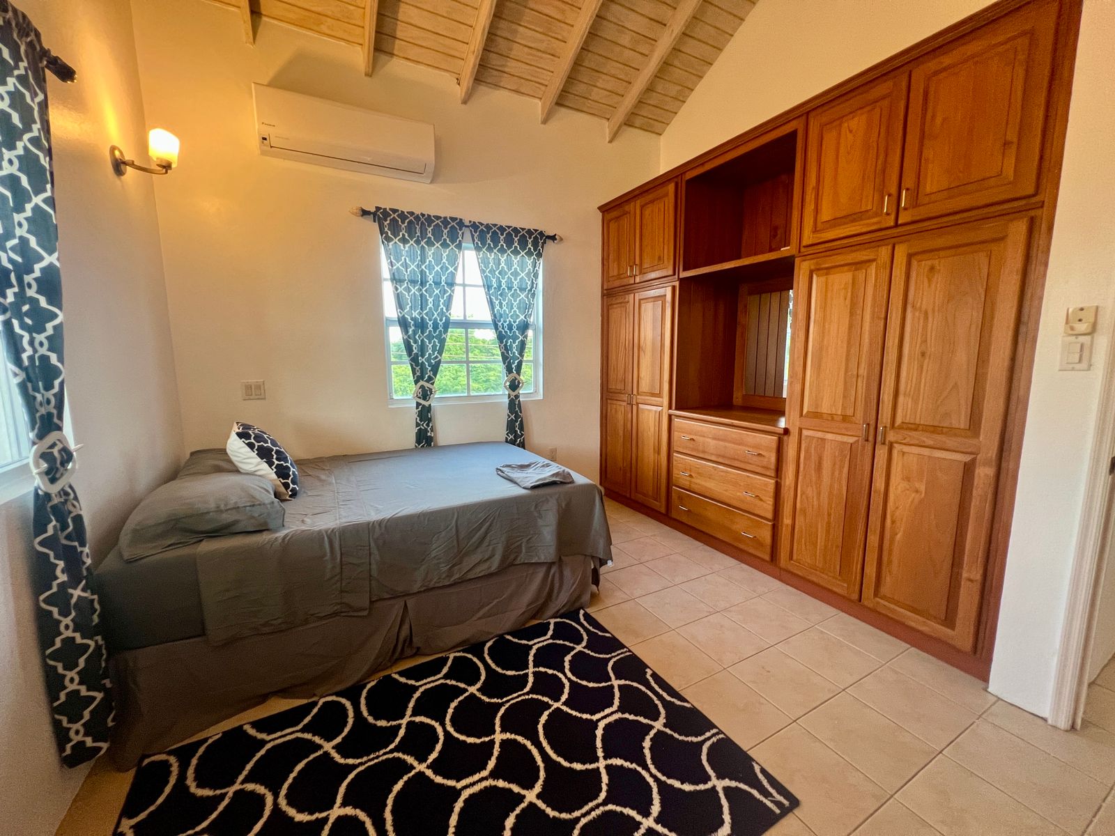 2BR home for rent in Antigua Bedroom1