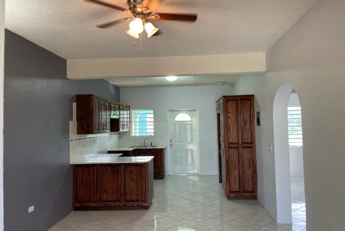Lightfoot Apartment