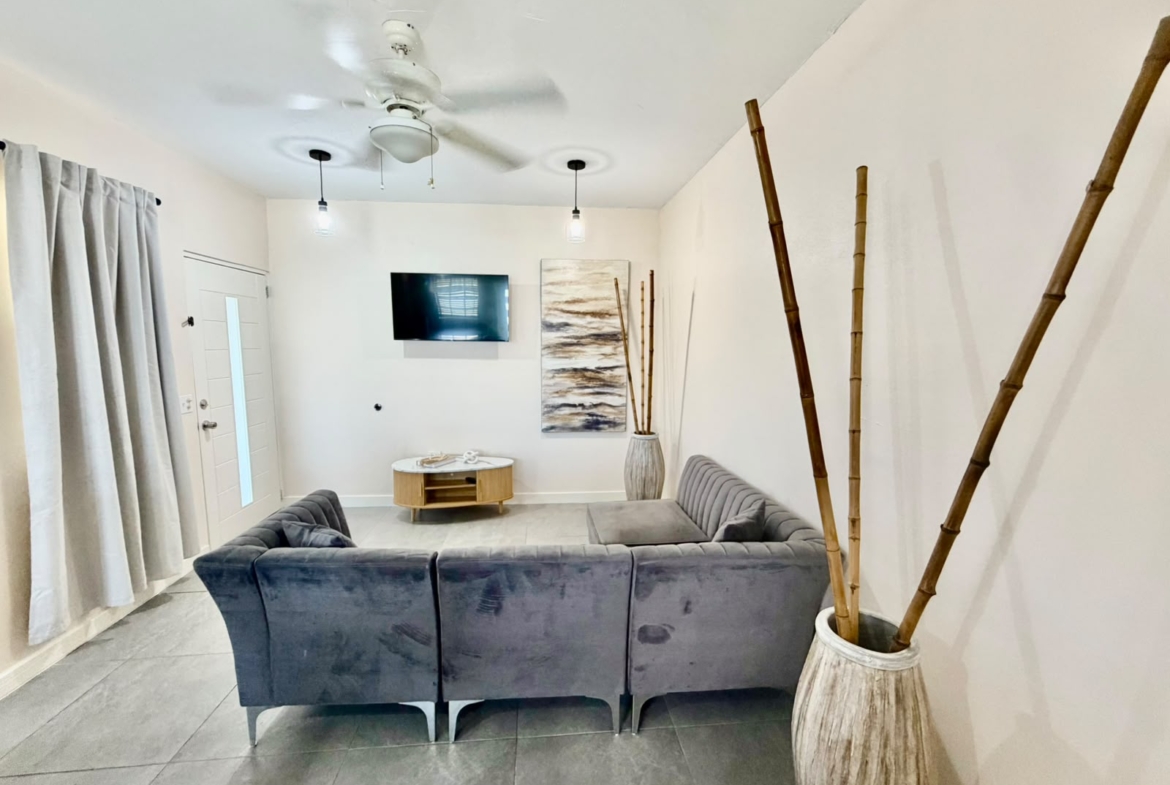 Kaylas Place Unit 2 (Ground Floor)