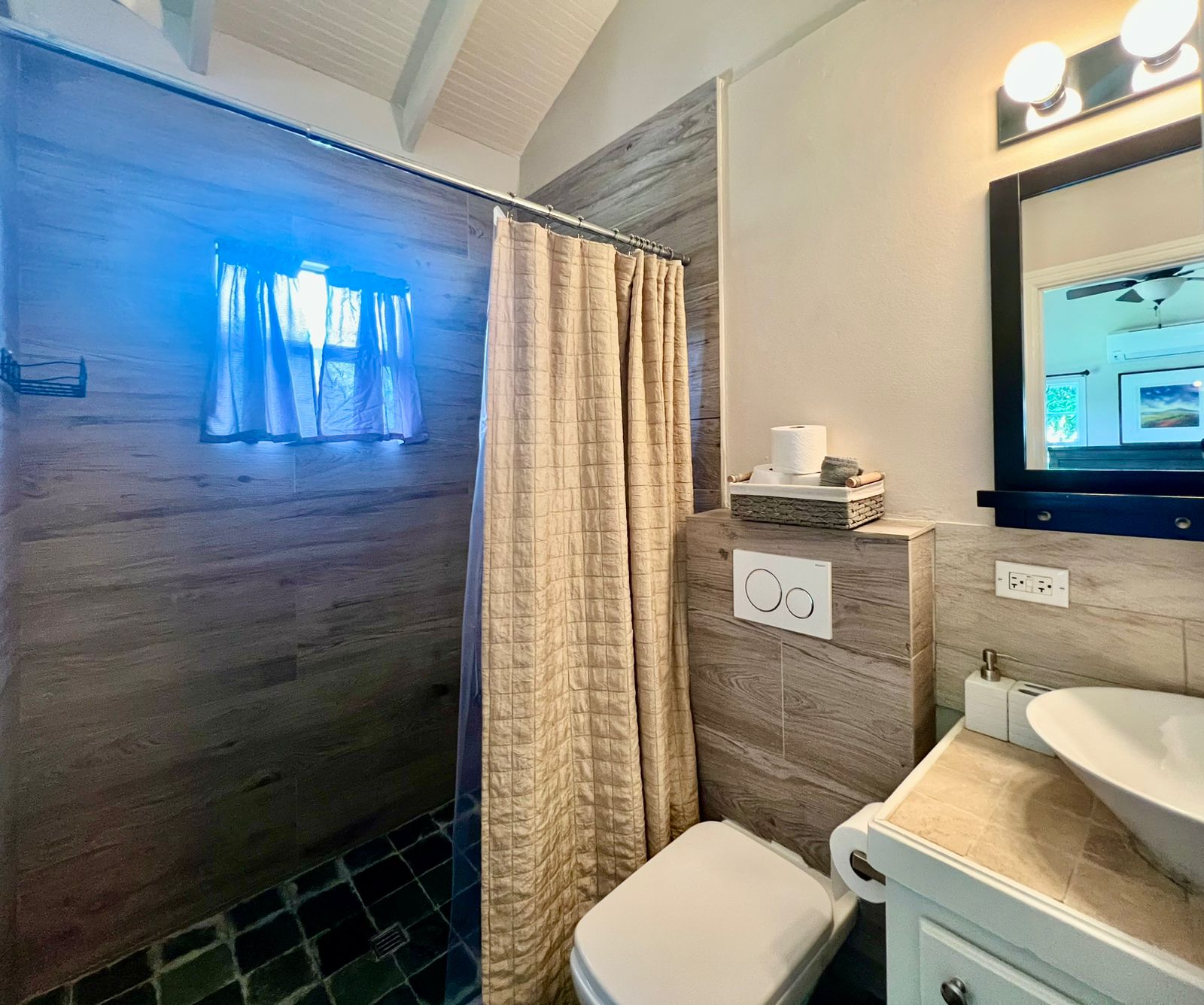 Bathroom in 2-bathroom Royal Gardens cottage for rent in Antigua